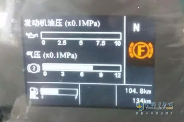制動(dòng)器磨損報(bào)警燈