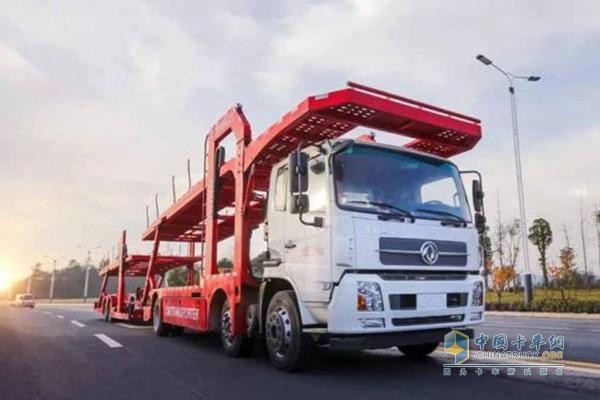 東風天錦轎運車