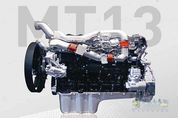 豪瀚J7G LNG牽引車(chē)搭載的曼技術(shù)MT13發(fā)動(dòng)機(jī)