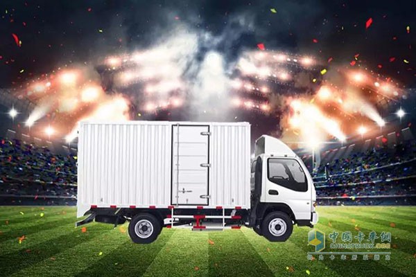 康鈴快遞版的車廂多方位的廂門，裝卸更方便