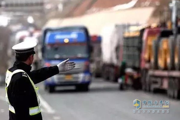 2018年7月1日起，好多政策跟卡友有關