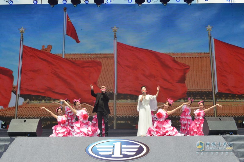 一汽解放青汽公司建廠五十周年迎來(lái)第150萬(wàn)輛卡車(chē)下線
