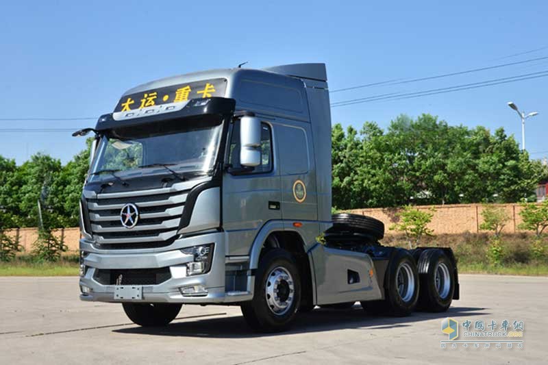 大運(yùn)重卡 N8V系列 6×4 360馬力 牽引車