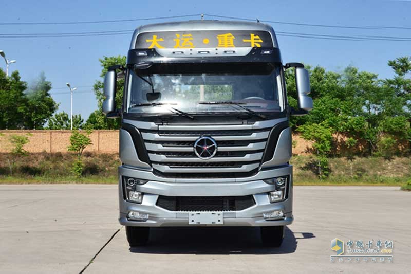 大運(yùn)重卡 N8V系列 6×4 360馬力 牽引車