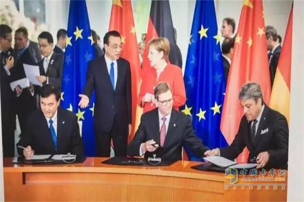 江淮汽車、大眾汽車集團(tuán)（中國）、西雅特品牌三方簽署諒解備忘錄