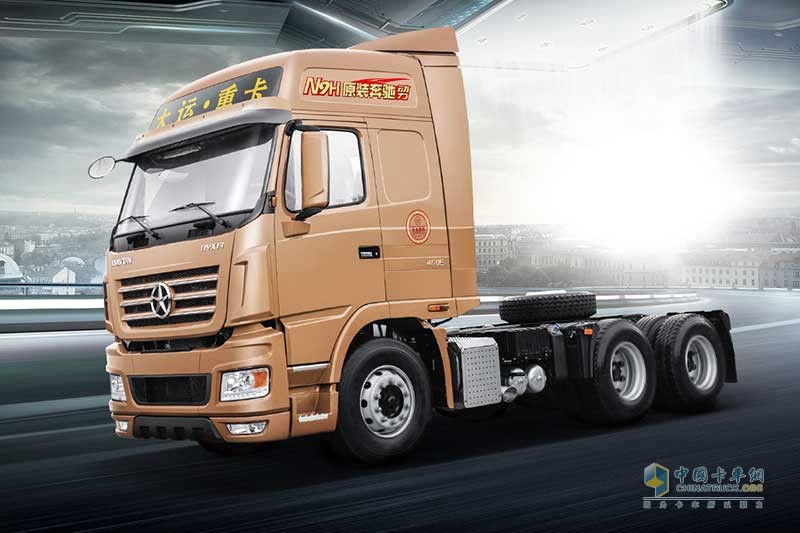 大運(yùn)重卡 N9H系列 6×4 400-490馬力 牽引車（奔馳發(fā)動(dòng)機(jī)）