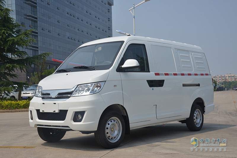 大運(yùn) EK1 82馬力 純電動(dòng)廂式貨車 