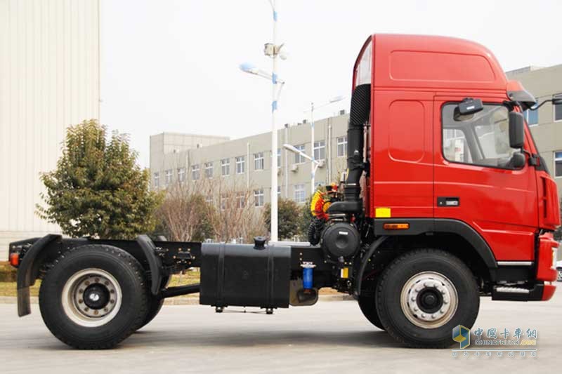 大運重卡 新N8E系列 4×2 300馬力 牽引車