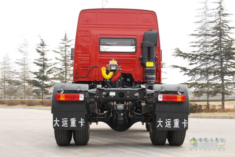 大運重卡 新N8E系列 4×2 300馬力 牽引車