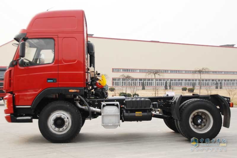 大運重卡 新N8E系列 4×2 300馬力 牽引車