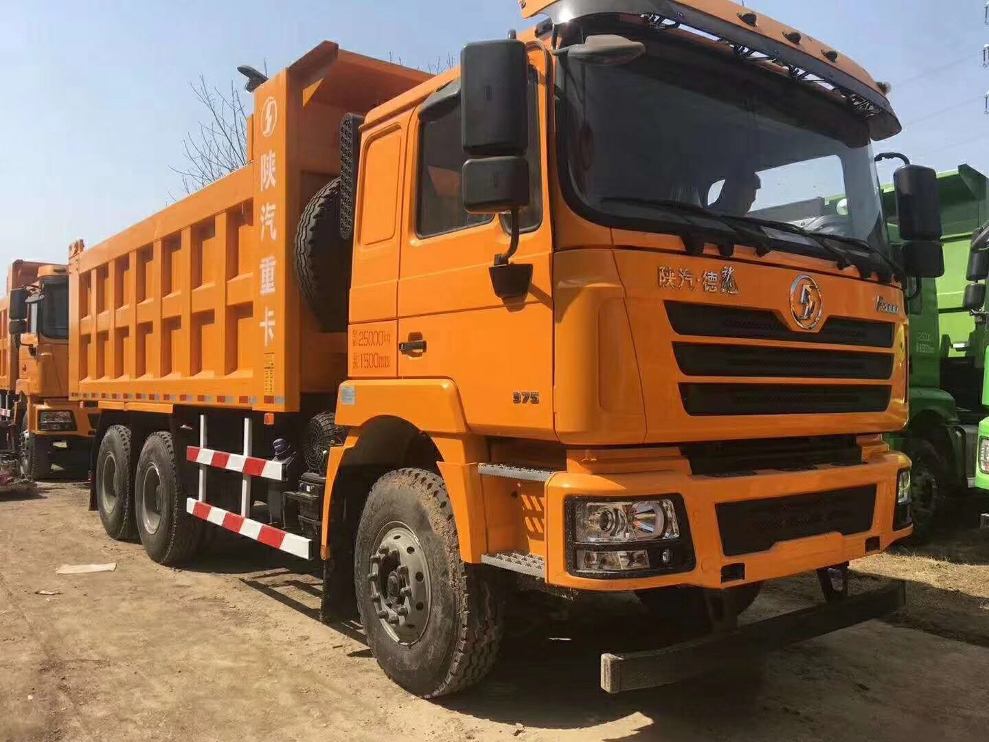 公路先鋒 獨(dú)樹一幟 德龍F(tuán)3000  5.6米375馬力自卸車促銷中