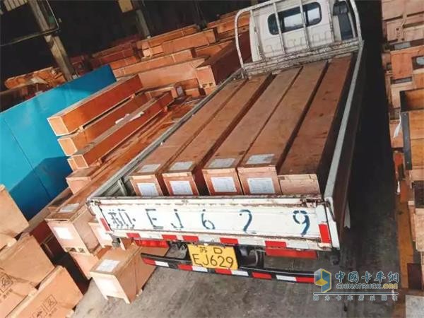 車(chē)輛裝貨過(guò)程
