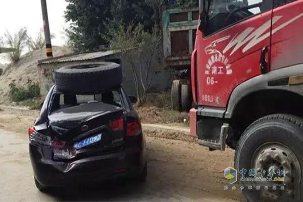 安全距離不足，出現(xiàn)的事故
