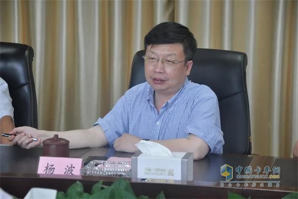 云內(nèi)集團黨委書記、董事長楊波
