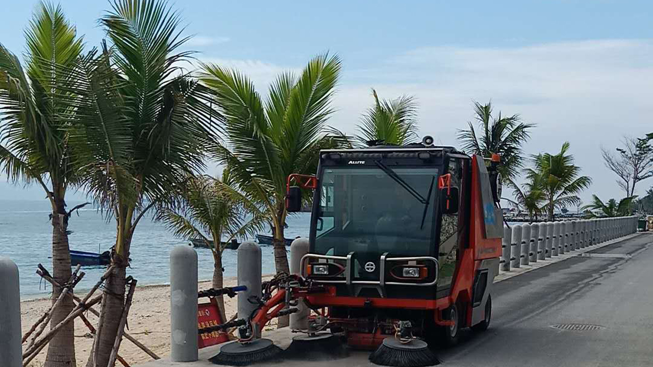 物業(yè)專用小型掃地機(jī)QTH8501無(wú)揚(yáng)塵
