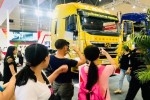 上汽紅巖攜3款“高智商”重卡產(chǎn)品亮相首屆智博會