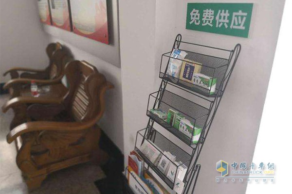 內(nèi)設(shè)大車車位、開水房、淋浴間、公共衛(wèi)生間和司機(jī)休息區(qū)等場(chǎng)所