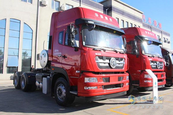 MT13燃?xì)鈾C的加持讓整車增色不少