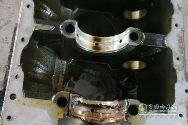發(fā)動機抱瓦