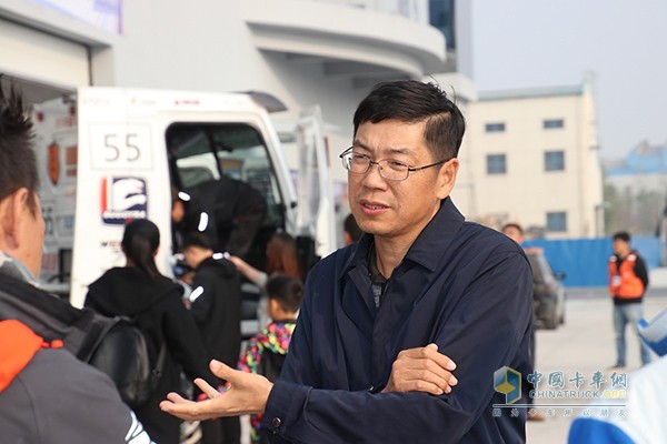 中國卡車公開賽組委會常務(wù)副主席李上雄