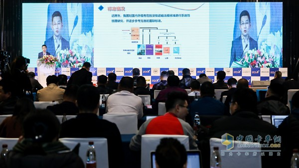 論壇細(xì)致解讀?；沸袠I(yè)知識(shí)