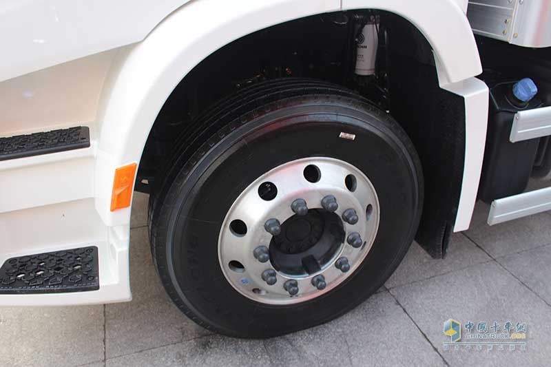 陜汽重卡 德龍M6000 4×2 340馬力 國五載貨車 