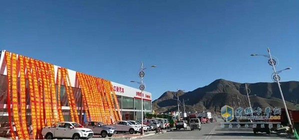 江鈴順鈴4S店開店當(dāng)日實(shí)拍