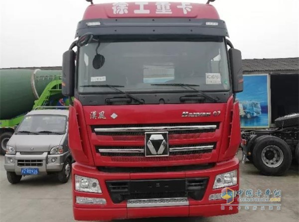 漢風(fēng)G7天然氣牽引車