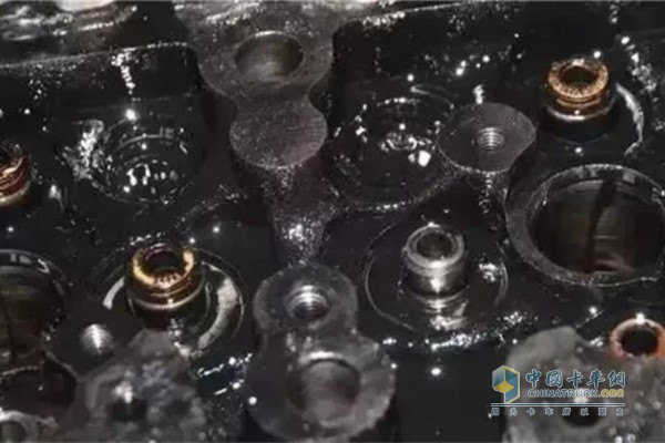 發(fā)動(dòng)機(jī)裝配過緊