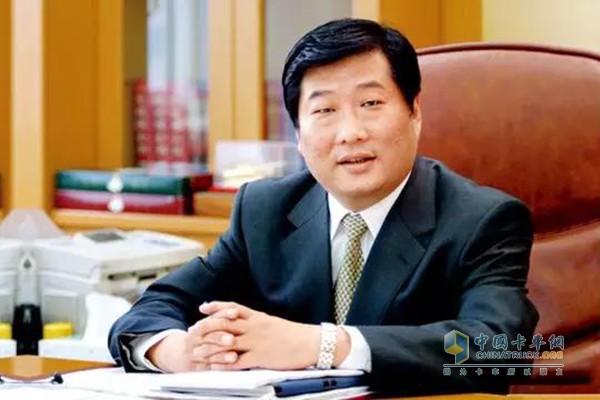 濰柴集團董事長、中國內燃機工業(yè)協會名譽會長---譚旭光