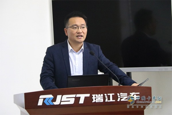 中集瑞江營(yíng)銷公司總經(jīng)理湯正林