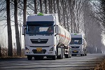 安全、可靠、保效益 東風(fēng)?；\(yùn)輸車(chē)助您安全出行