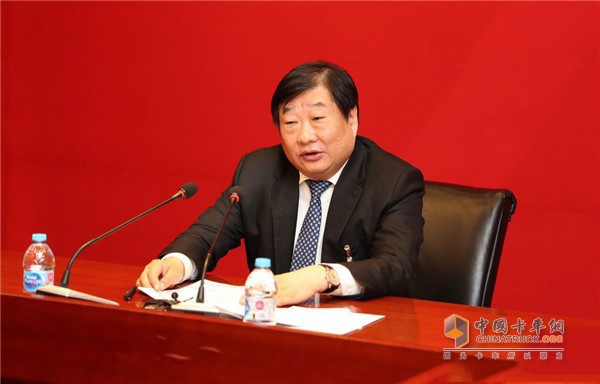 全國(guó)人大代表、濰柴動(dòng)力股份有限公司董事長(zhǎng)譚旭光