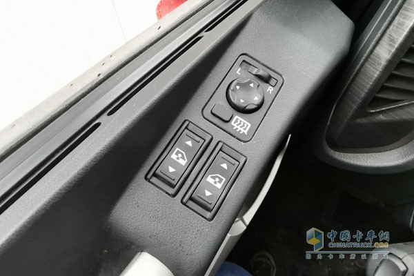 電動(dòng)車窗、電加熱后視鏡