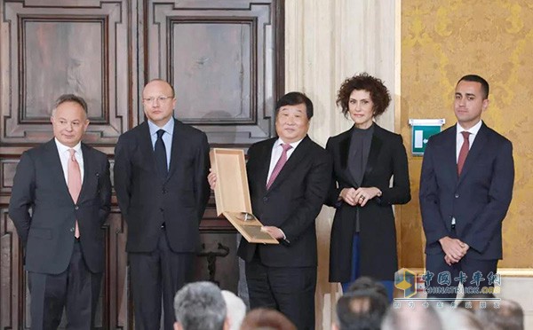 濰柴集團、意大利法拉帝集團董事長譚旭光榮獲“萊昂納多國際獎”
