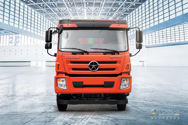 大運(yùn) N6重卡 210馬力 6X2 5.5米 LNG 自卸車(chē)(CGC3250N5SBA)