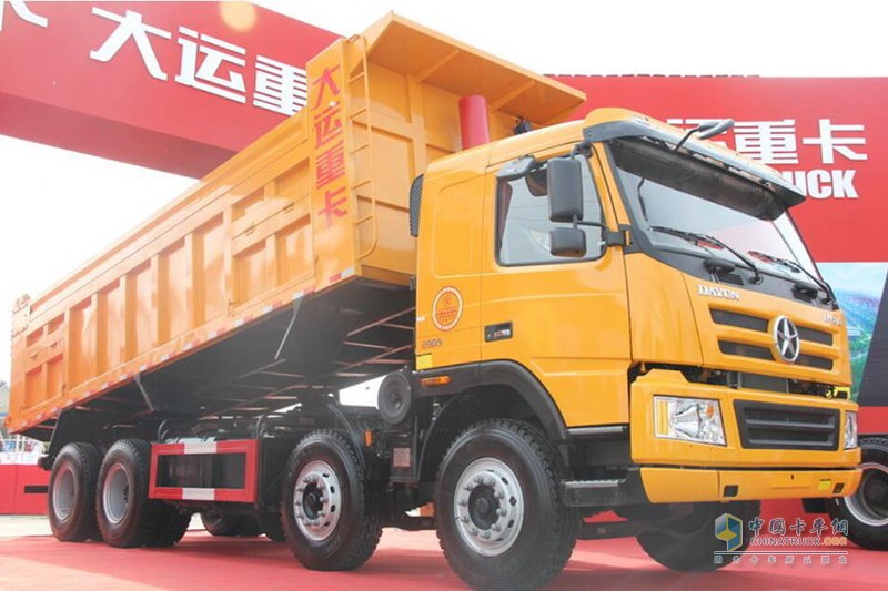 大運 新N8E重卡 350馬力 8X4 7.2米自卸車(CGC3310D5DDED)