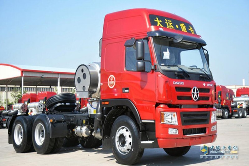 大運 新N8E重卡 420馬力 6X4 LNG牽引車(CGC4253N53CA)