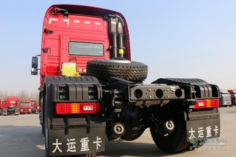 大運(yùn) 新N8E重卡 標(biāo)載型 350馬力 4X2牽引車(510后橋)(CGC4180D5DAAD) 