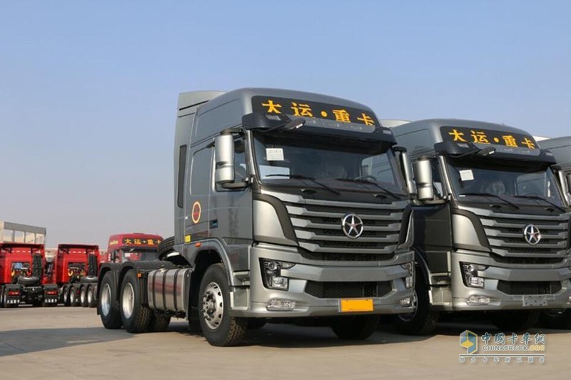 大運 N8V重卡 460馬力 6X4牽引車(16T雙極橋)(CGC4250D5FCCE) 