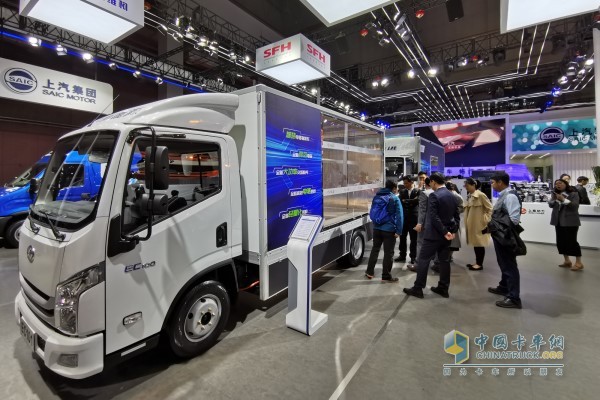 躍進(jìn)EC500i智能城市物流車(chē)