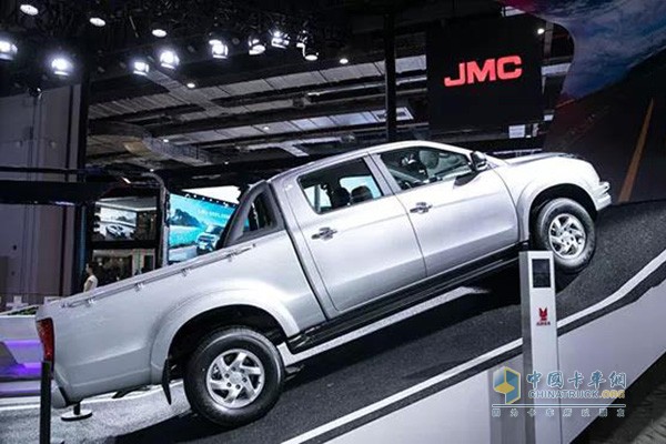 SMC后斗重量輕、耐腐蝕和抗沖擊優(yōu)勢明顯