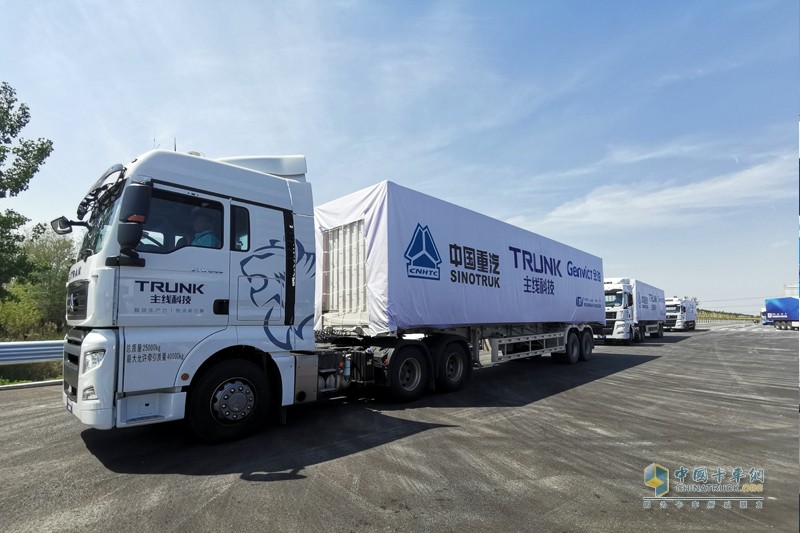 東風(fēng)、重汽、福田同臺亮相 國內(nèi)首次商用車列隊(duì)跟馳驗(yàn)證完成