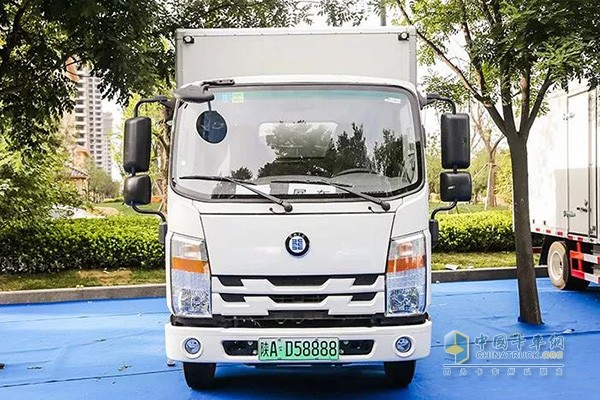 中國(guó)恒天·恒遠(yuǎn)純電動(dòng)廂式運(yùn)輸車