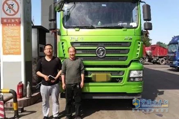 程老板選擇軒德X3 LNG牽引車(chē)
