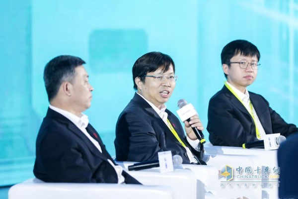 清華大學(xué)汽車工程系教授、博士生導(dǎo)師帥石金先生