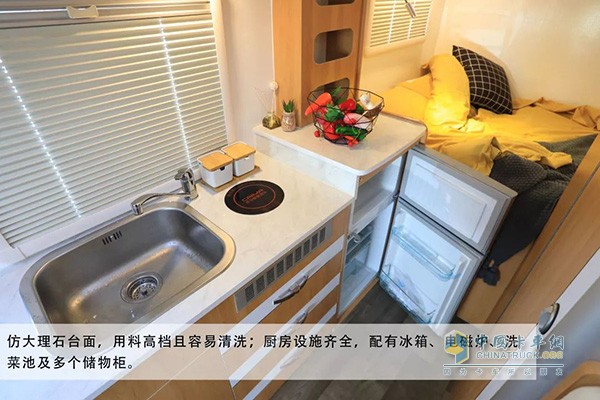 廚房設(shè)施一應俱全