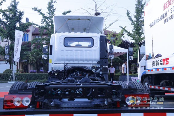 福田奧鈴冷藏車采用新一代后橋，高效經(jīng)濟(jì)！