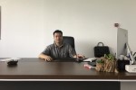 從司機到老板 ?？倿楹巍蔼殞櫋睎|風輕卡16年