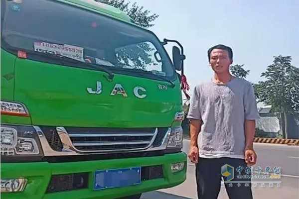 何文龍信賴云內德威發(fā)動機